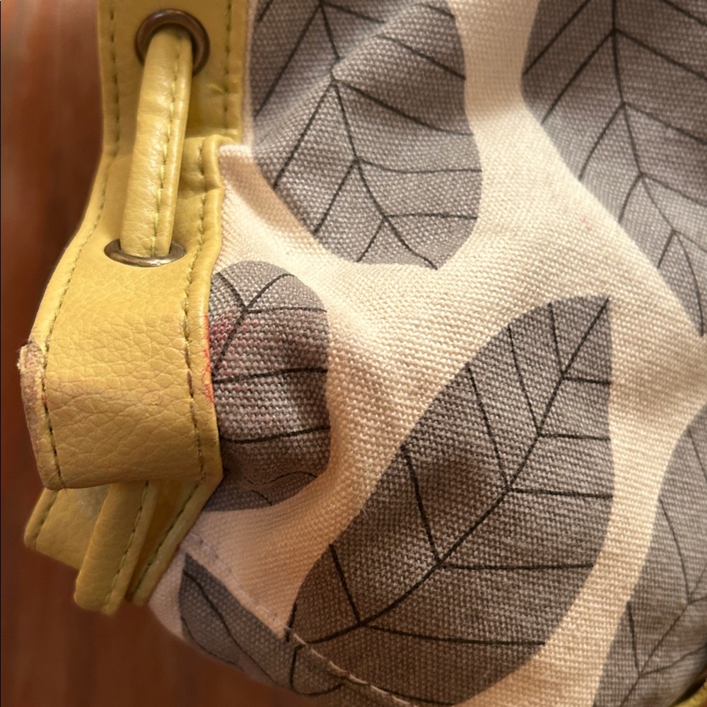 Target Leaf It Alone Handbag Tote Bag Patterned Yellow and Gray Women's Purse - Picture 13 of 17